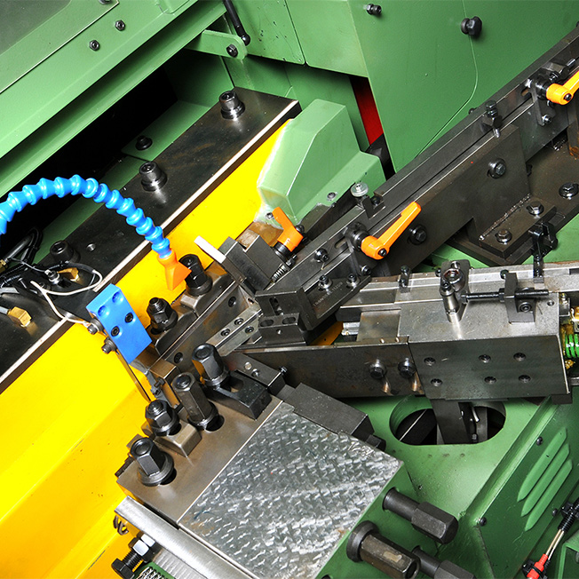 斜送送料方式 (CTR)